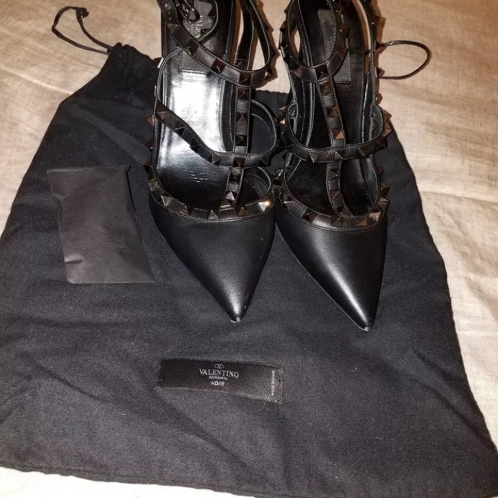 Valentino rock stud noir 100mm